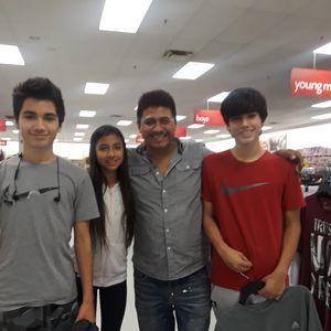 Meet your Posher, Luis